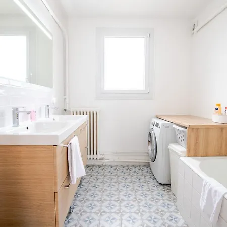 Apartment Le Tour Du Monde - Joli